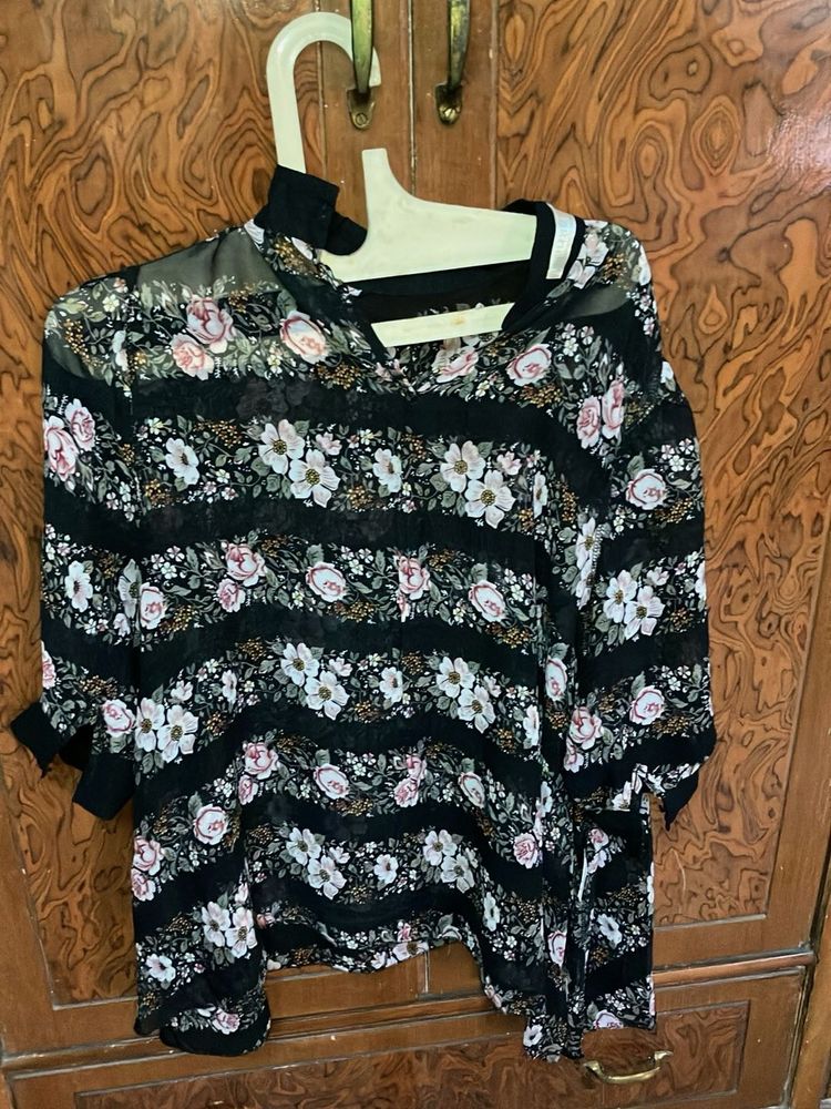 Chic Floral Print Top