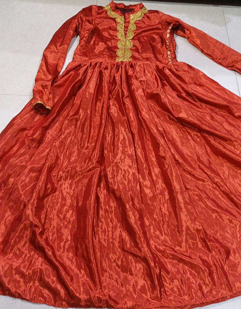 Stunning Red Ethnic Gown