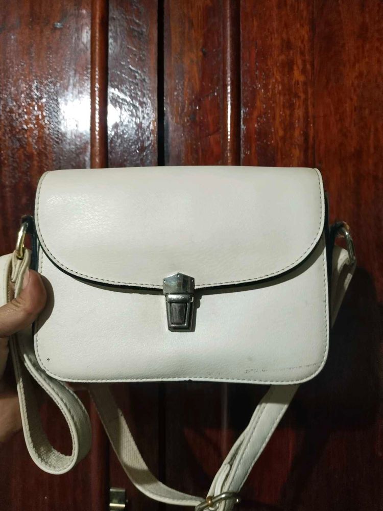 Elegant White Crossbody Bag