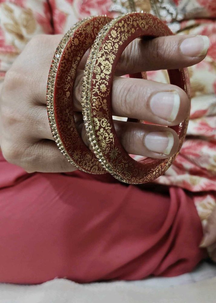 Elegant Mehroon &amp; Gold Bangles