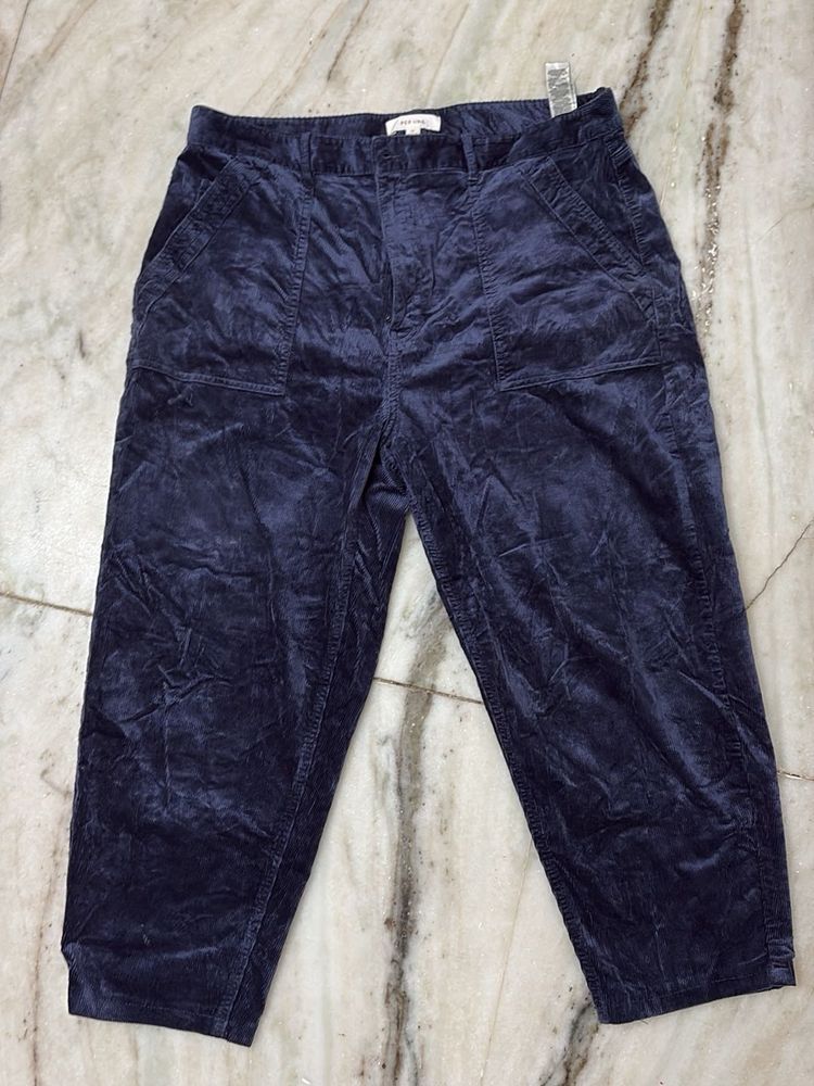 Velvet Navy Blue Cropped Pants