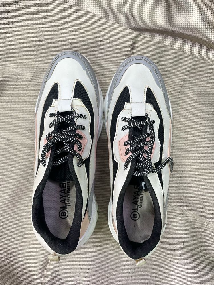 stylish casual sports chunky sneakers