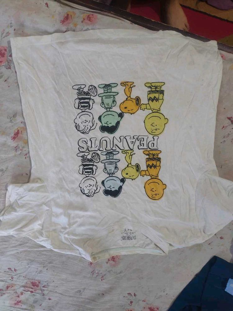 Peanuts Graphic T-Shirt
