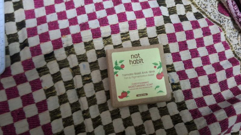 Nat Habit Tomato Basil Soap