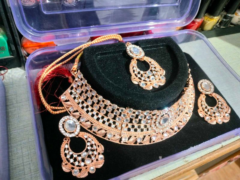 Stunning Rose Gold Kundan Necklace Set
