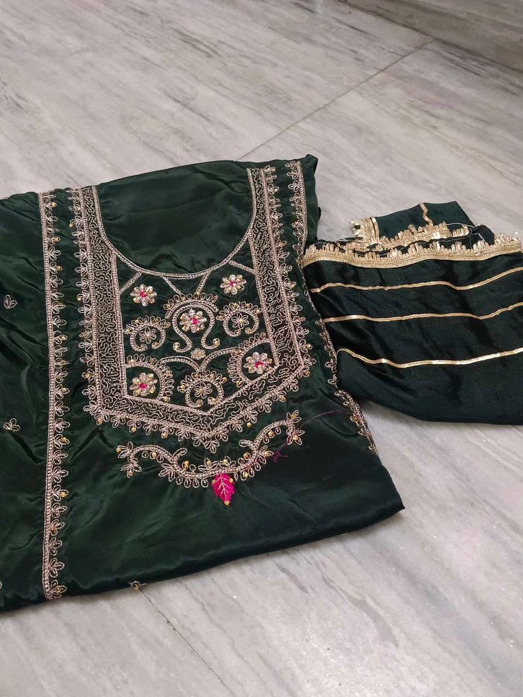 PRemium Quality Pure Creape Suit