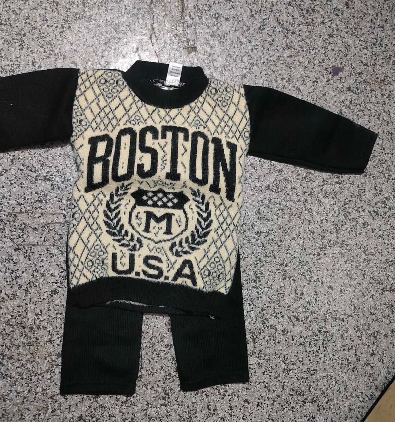 Boston USA Graphic Sweater