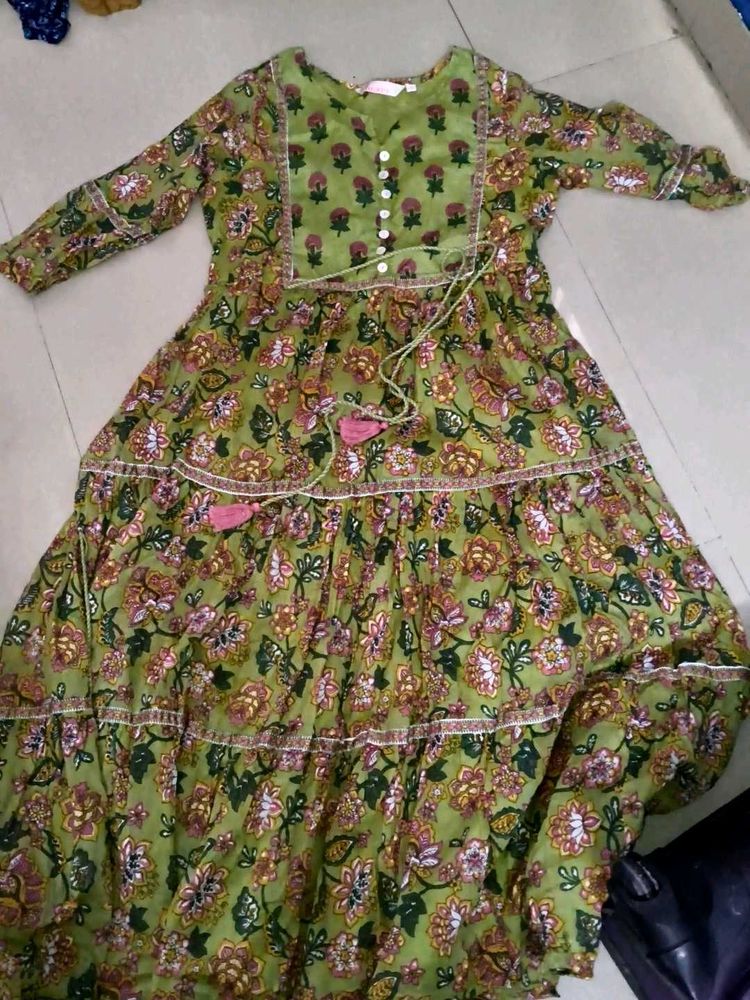 traditional dress