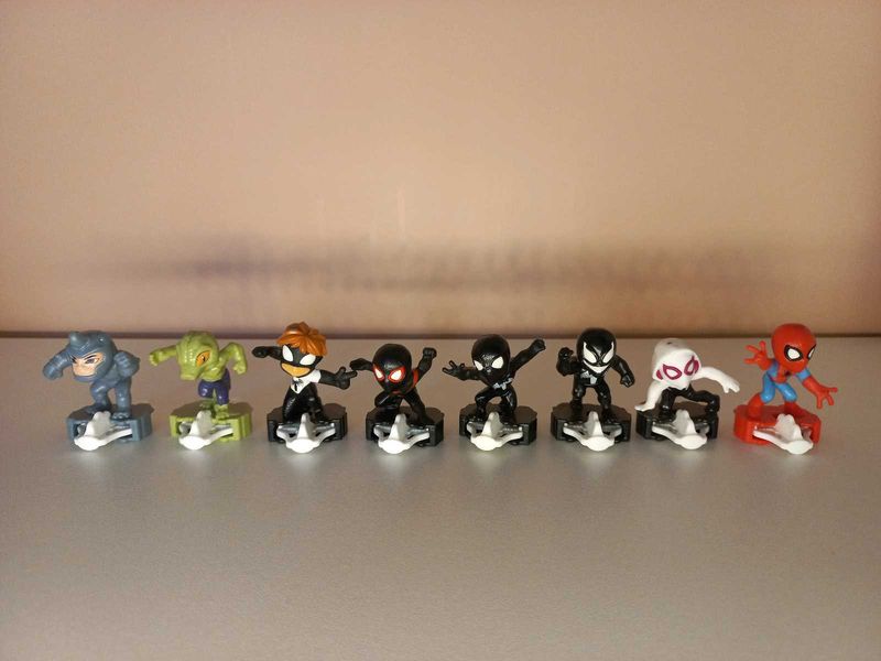 Spiderman Action Figure Set Kinder Joy Toy