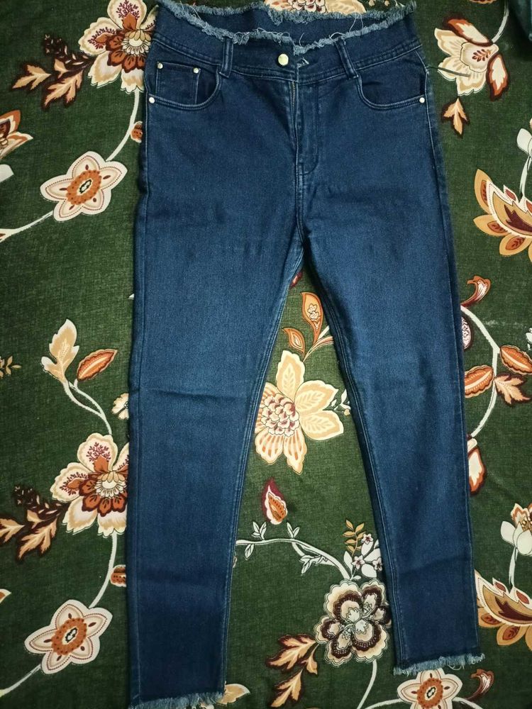 Dark Blue Frayed Hem Skinny Jeans