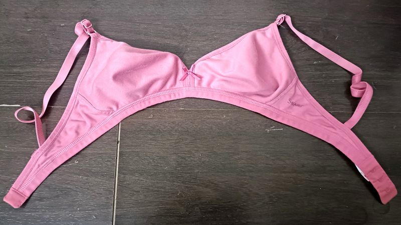 Brand New Pink Bralette 🌸