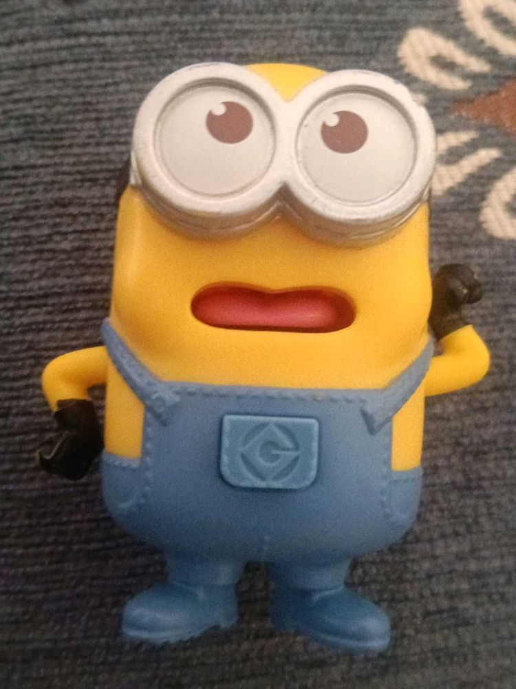 Minion Toy Figure