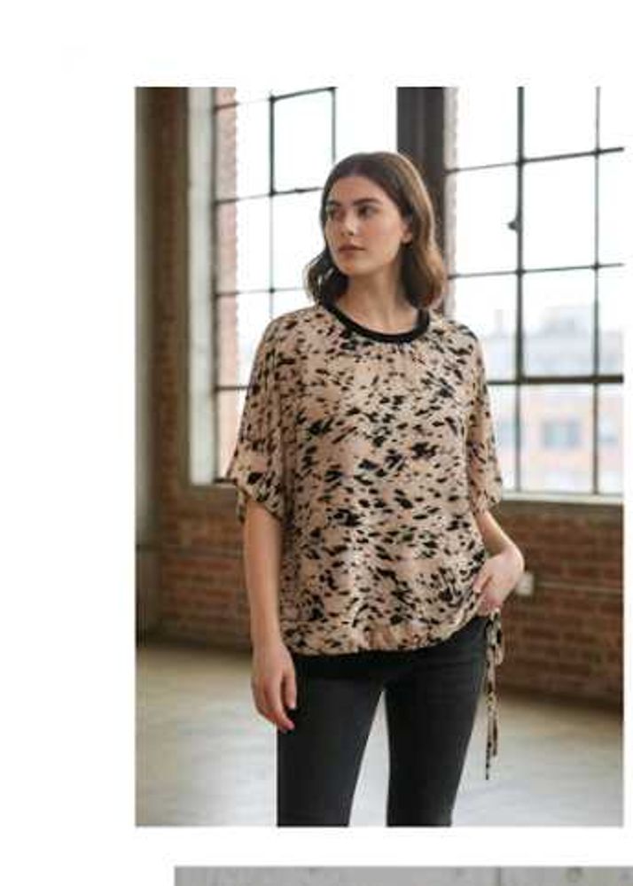 Patterned Flowy Top