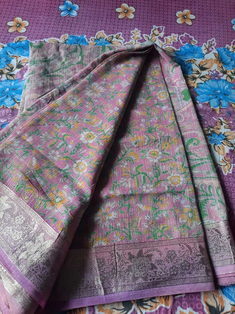 Beautiful Floral Print Saree