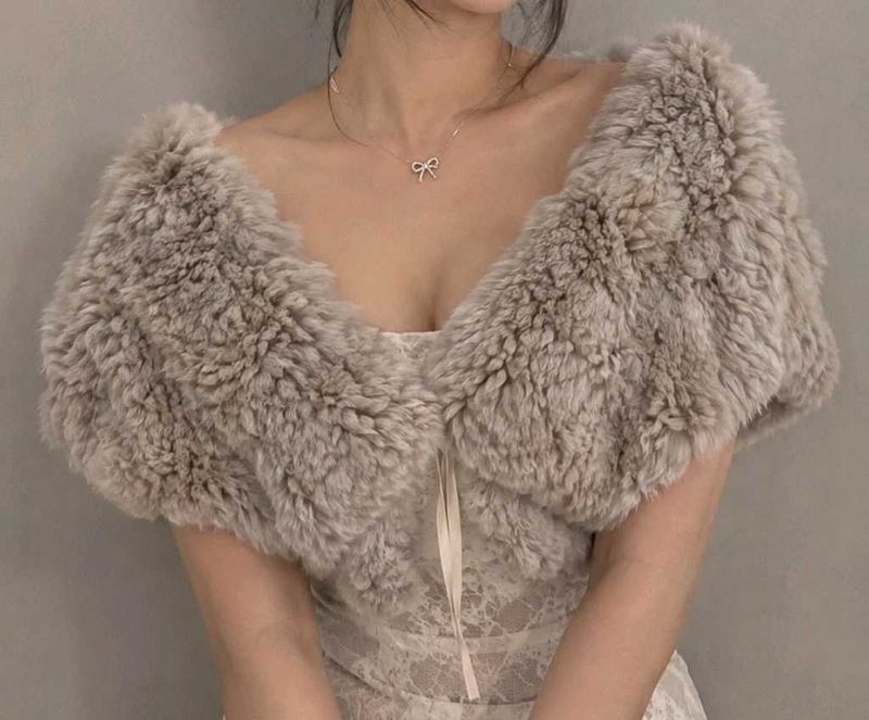 Faux Fur Cropped Jacket