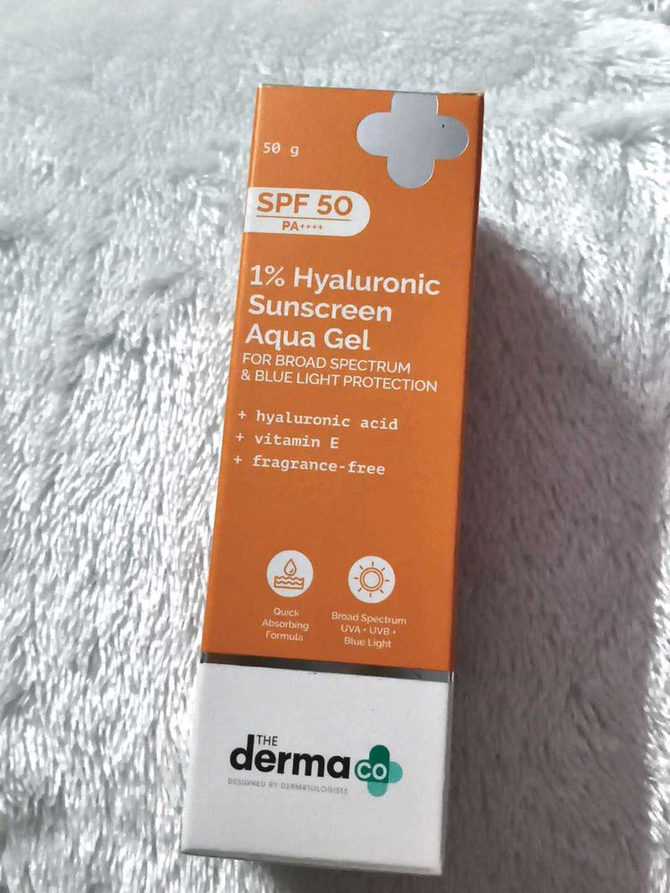 The Derma Co. Sunscreen Aqua Gel SPF 50