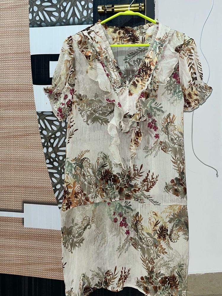 Floral Print Ruffled Blouse🪷