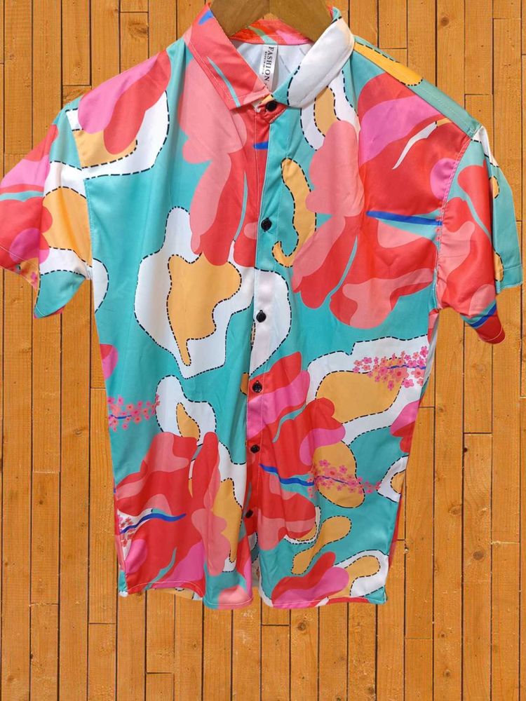 Men's Half Shirt Size L