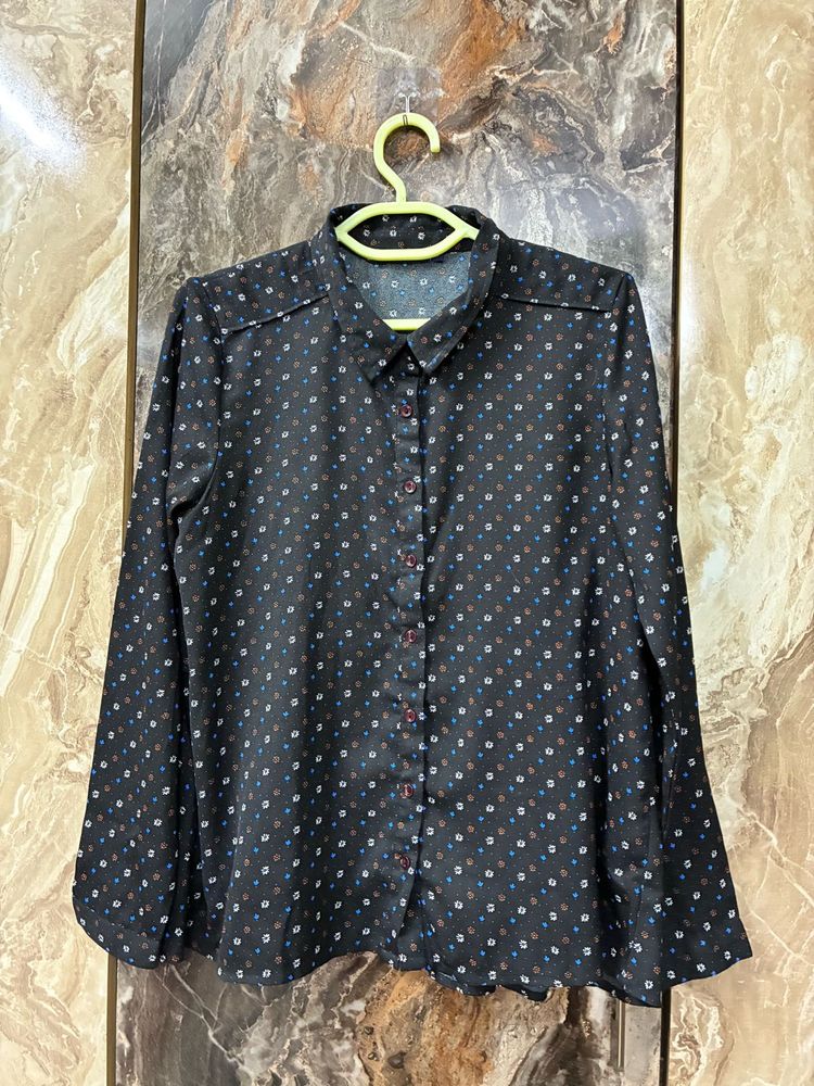 Chic Printed Button-Up Blouse