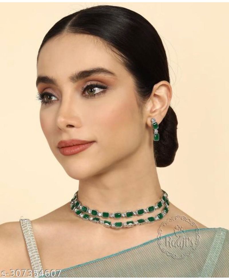 green emerald necklace