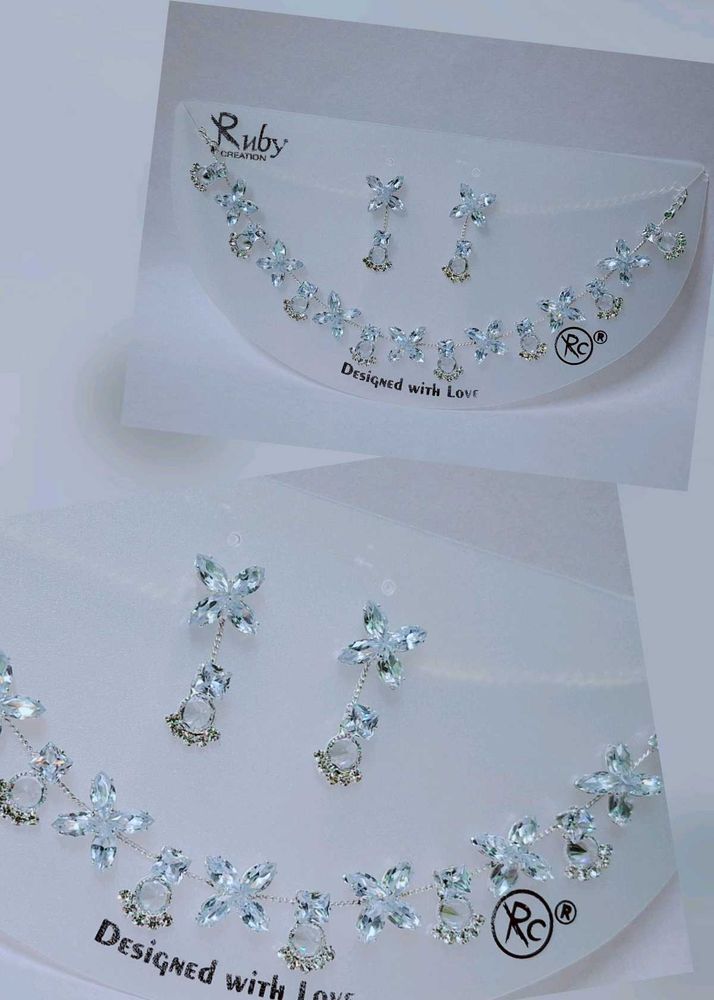 Sparkling Crystal Flower Jewellery Set