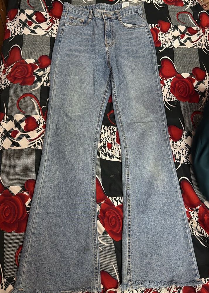 Flared Denim Jeans 👖