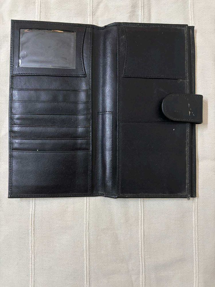 Black Leather Bifold Wallet