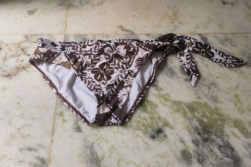 Stylish Bikini Bottom with Tie Sides