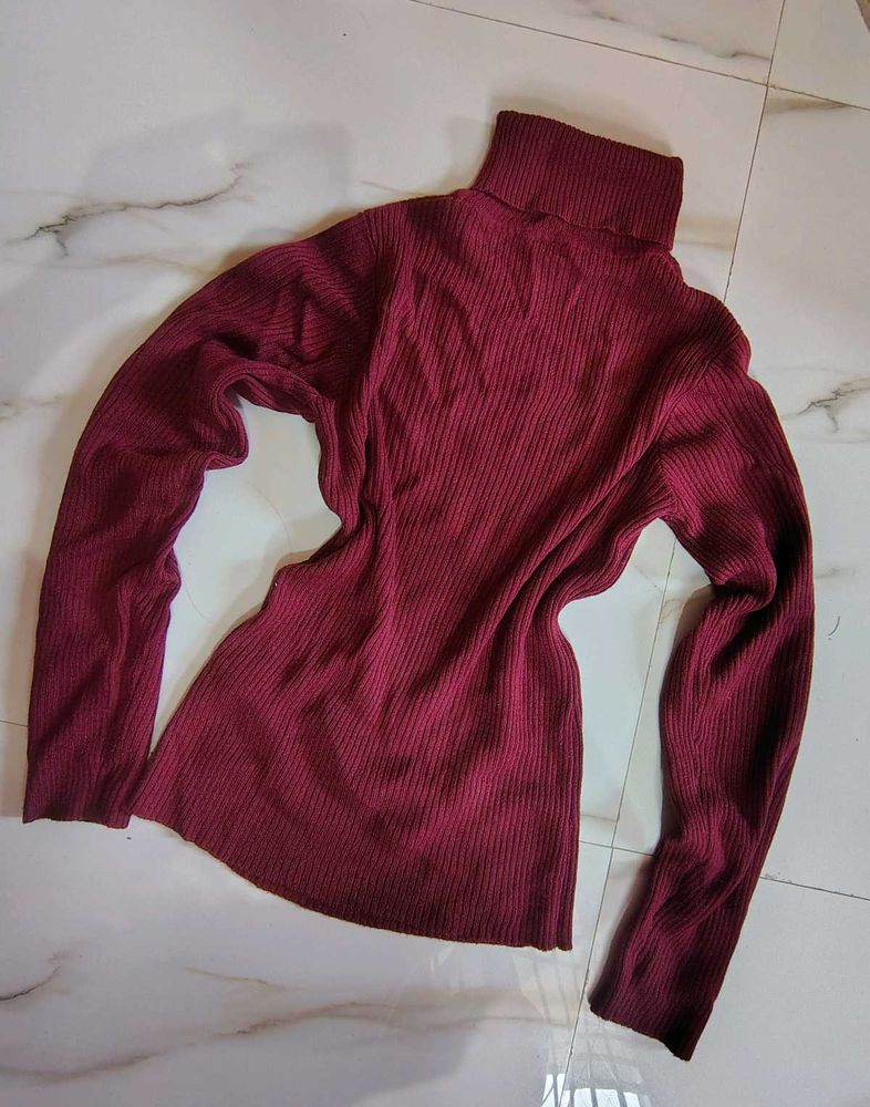 maroon turtleneck Sweater