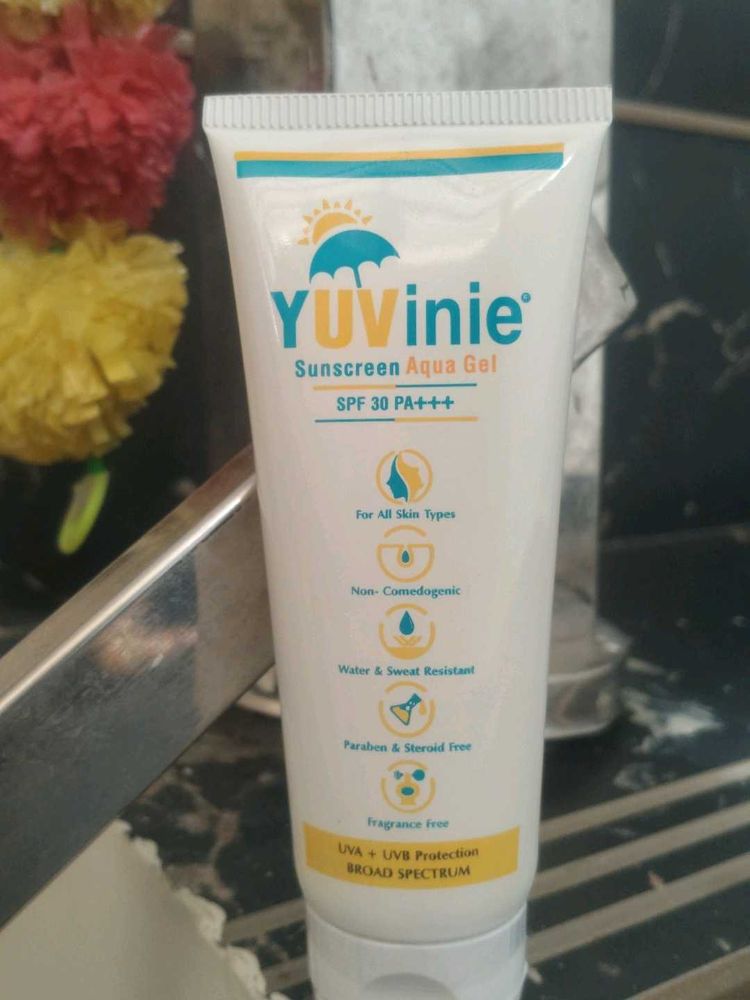 Yuvinie Sunscreen Aqua Gel SPF 30