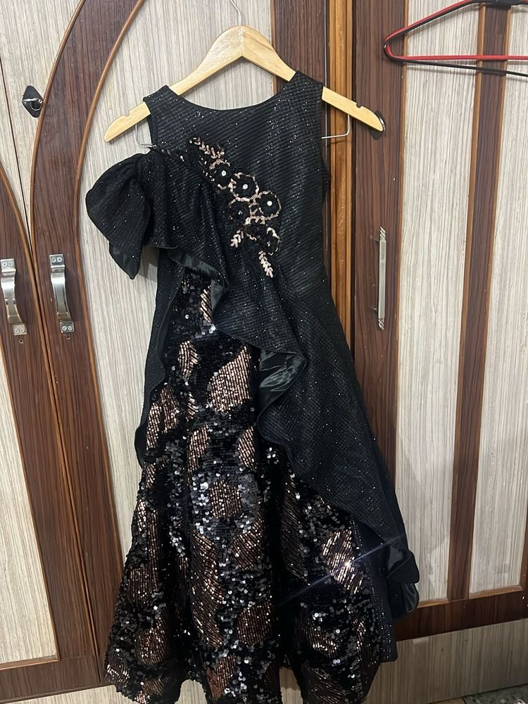 Sparkling Black Evening Gown
