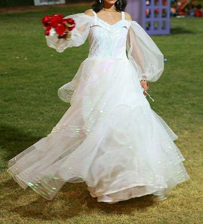 Fairy-tale White Party Wear Gown (Excellent Condit