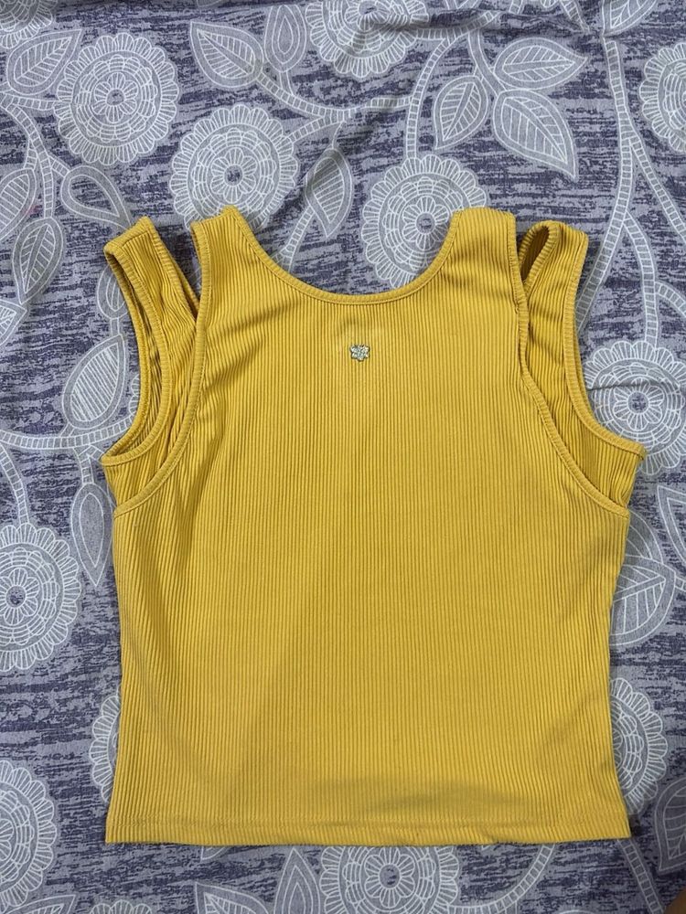 yellow/mustard crop top