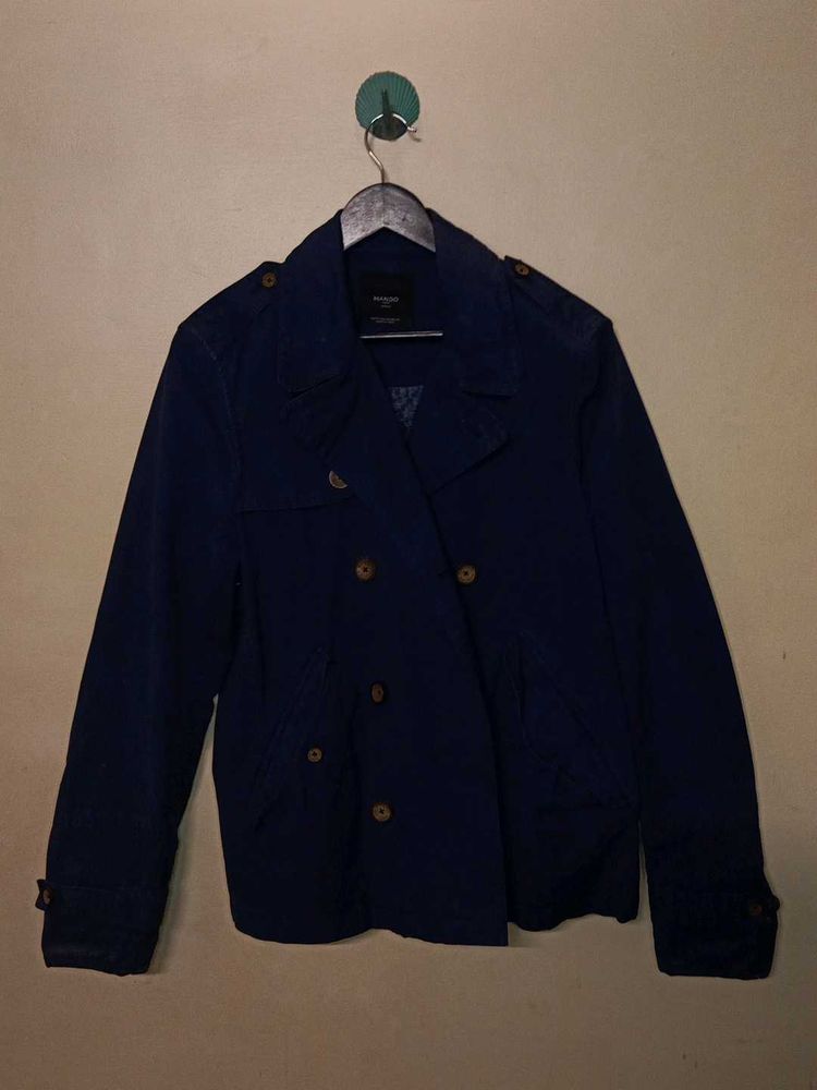 Stylish Blue Double-Breasted Jacket