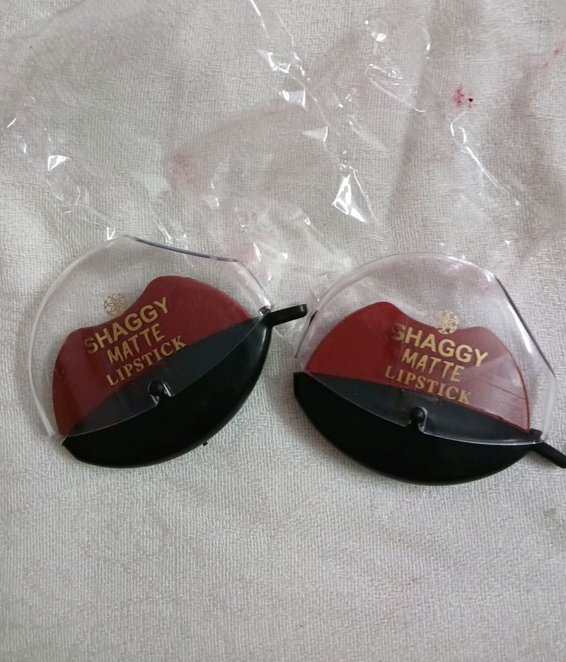 SHAGGY MATTE LIPSTICK  💄 💄 PACK OF TWO (RED)