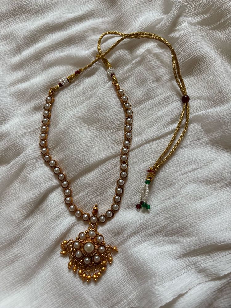 Pearl Necklace with Pendant