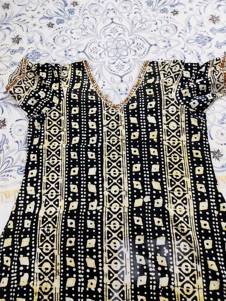 Black &amp; Beige Printed Kurta