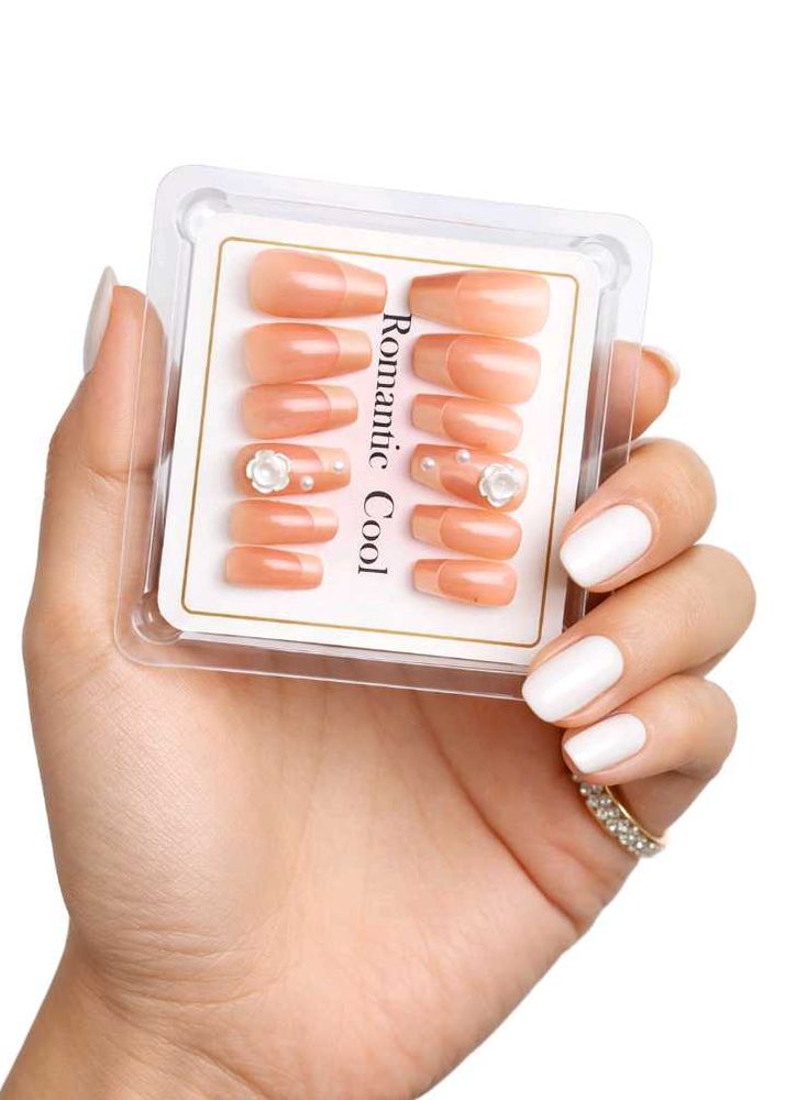 Romantic Cool French Press-On Nails