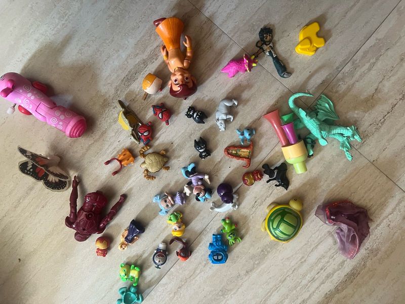 Assorted Toy Figures &amp; Playset