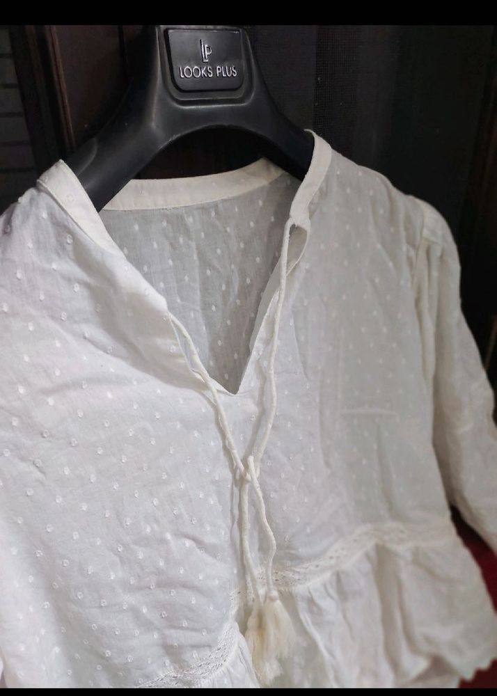 Forever 21 White  peplum top