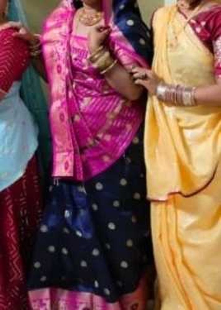 Elegant Yellow Floral Saree with blouse