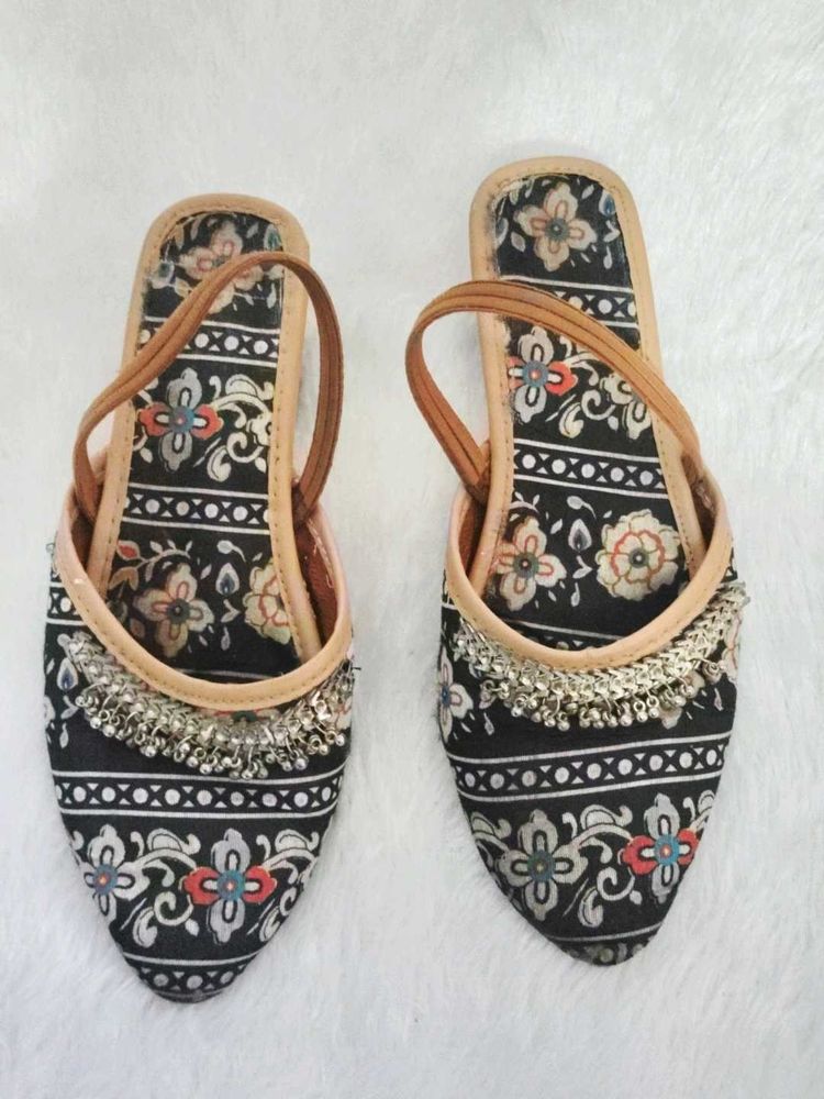 Floral Beautiful Heel 💖