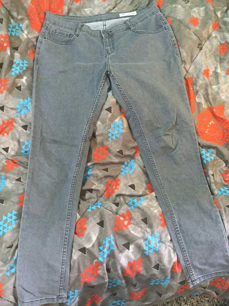 max Gray skinny Jeans