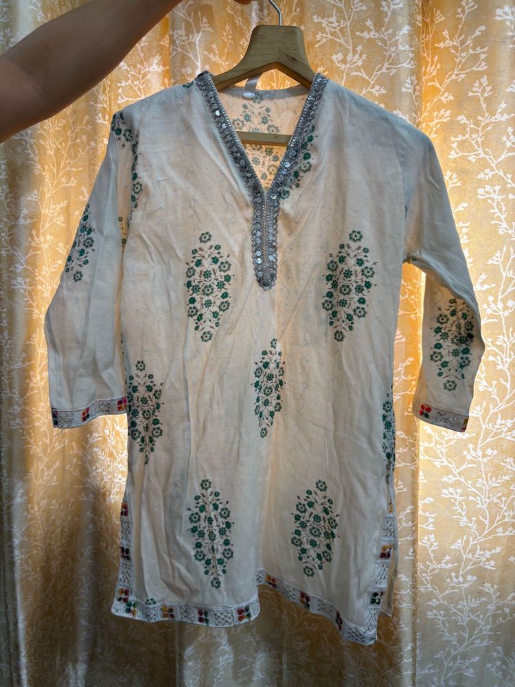 Cream Kurta with Green Floral Print