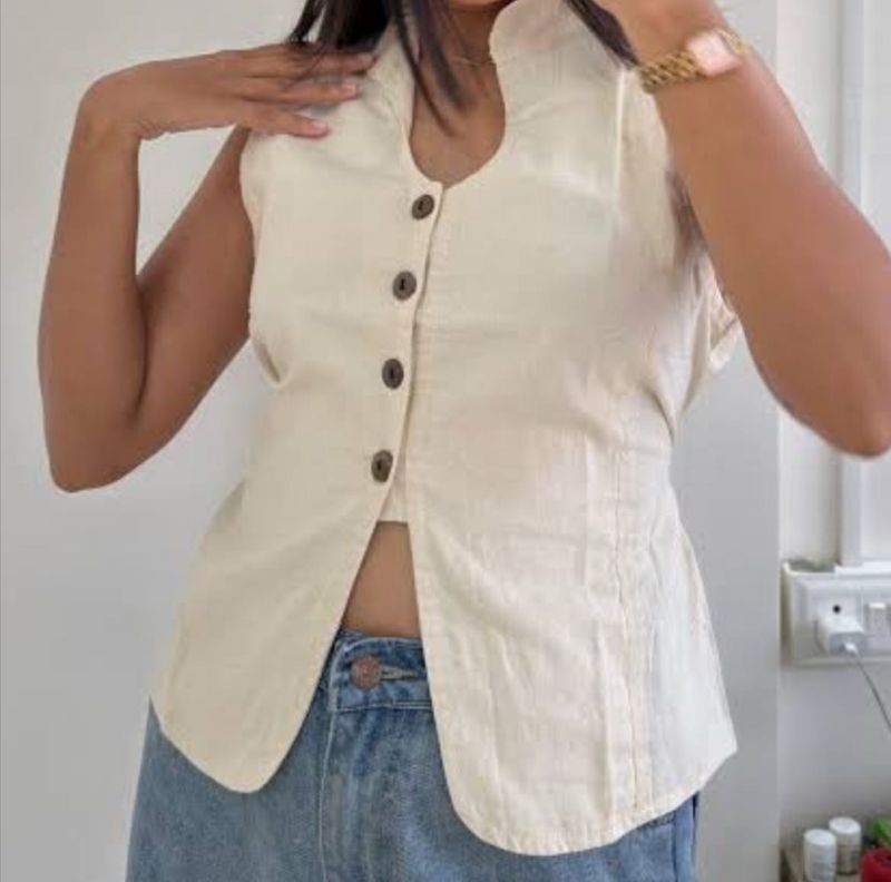 SIZE-M Stylish Sleeveless Button-Up Vest Top