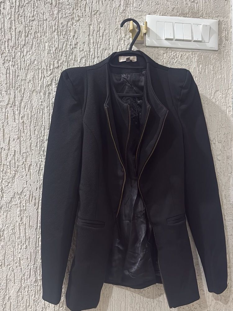 Chic Black Blazer Jacket