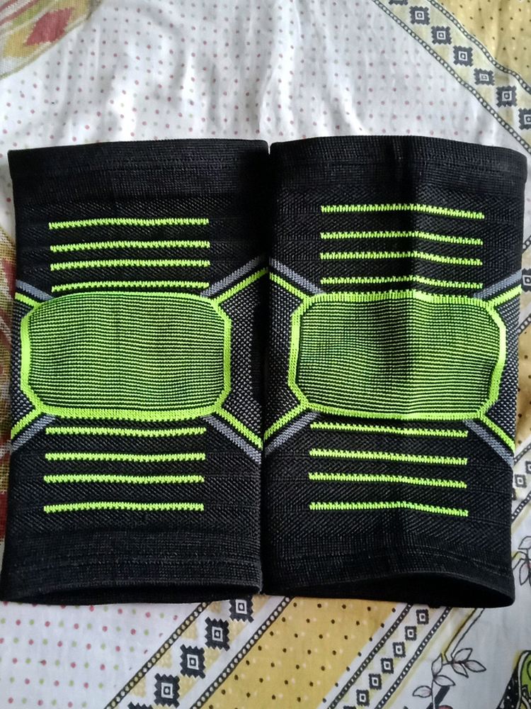 Compression knee support