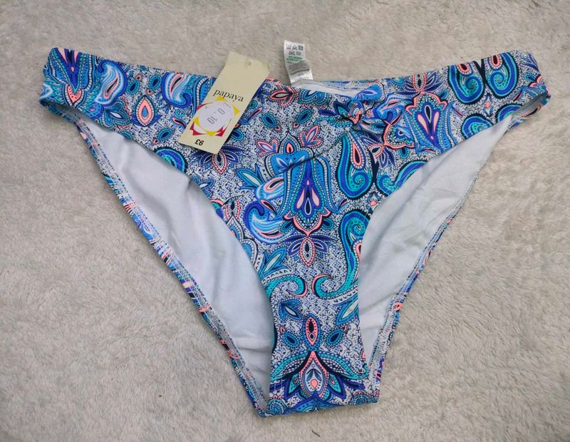 Vibrant Paisley Bikini Bottom 🖤