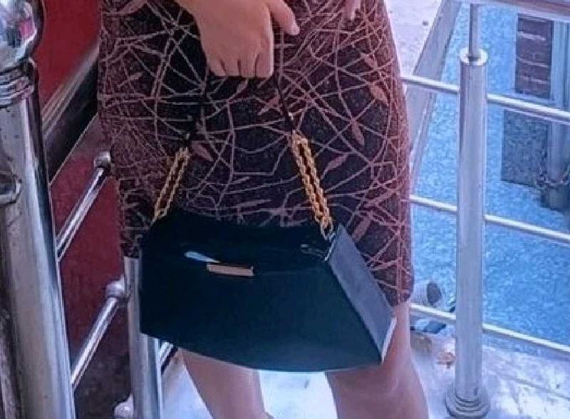 Chic Black Patent Shoulder Bag