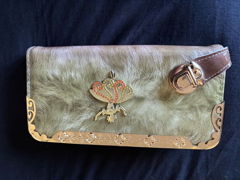 Elegant Gold Designer Wallet with Accent